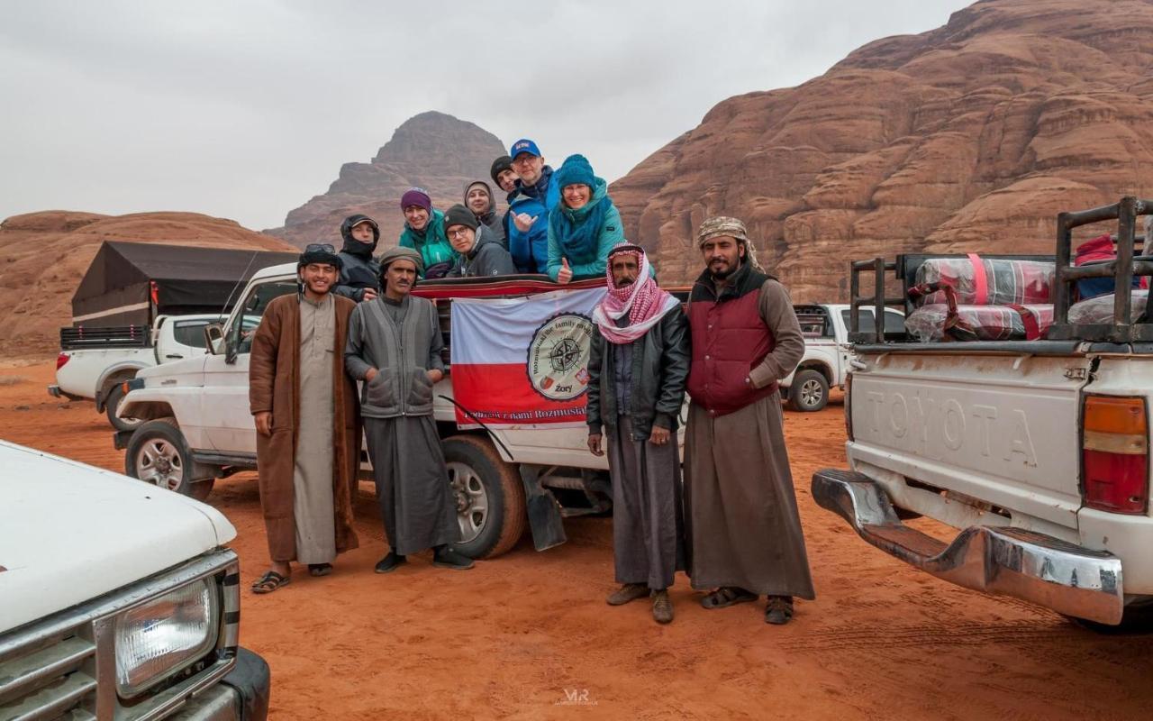 Wadi Rum Travel Camp酒店 外观 照片