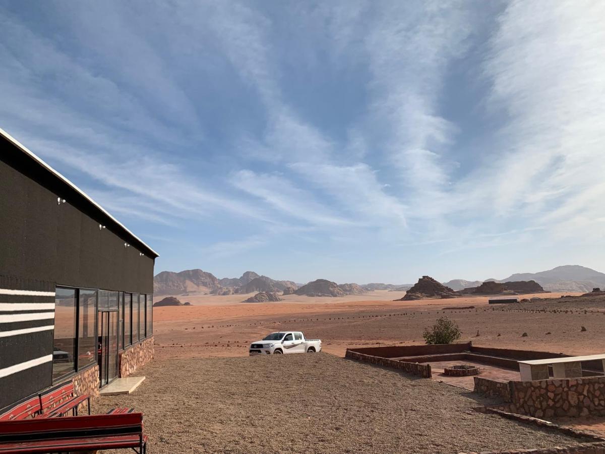 Wadi Rum Travel Camp酒店 外观 照片