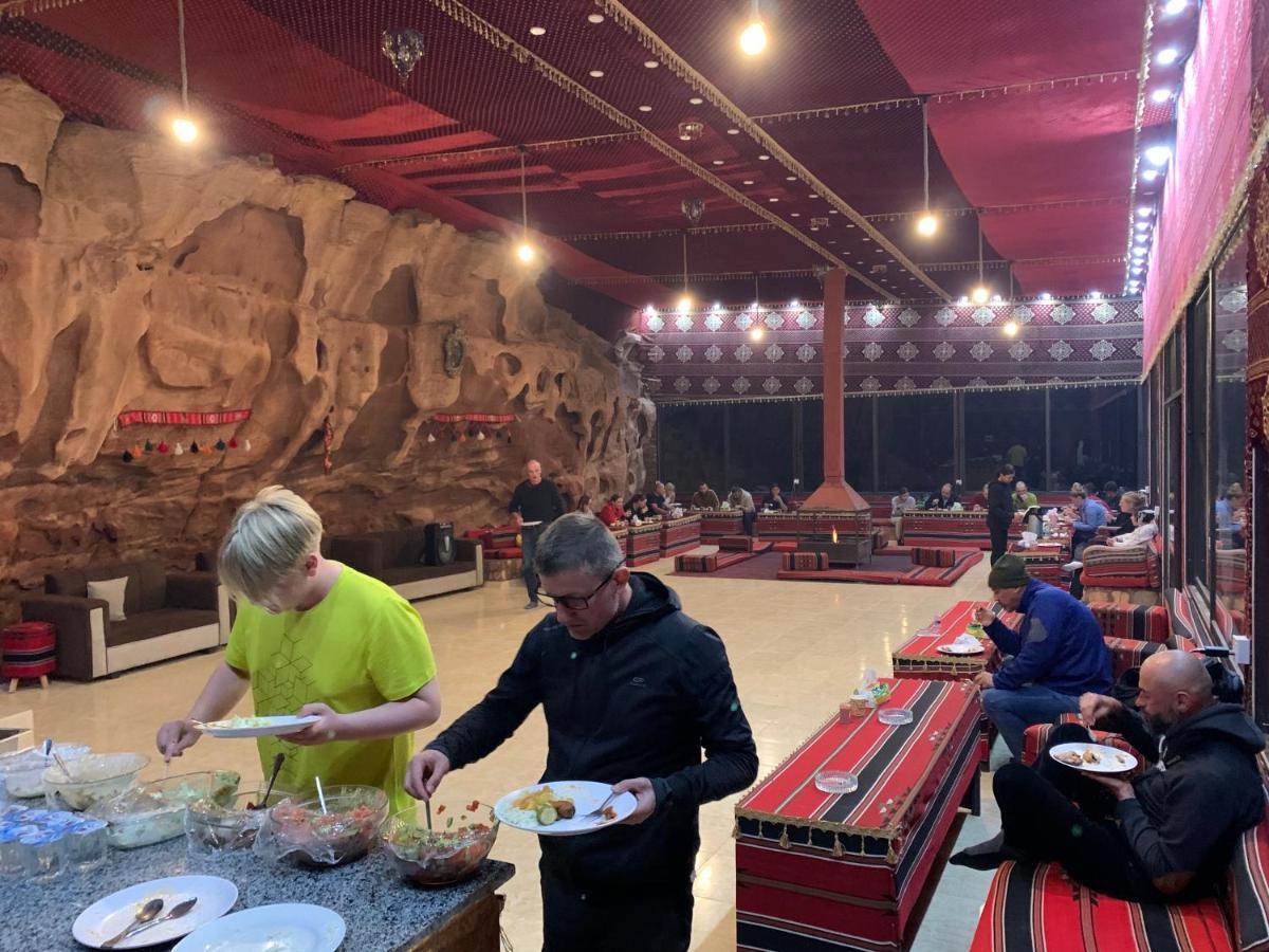 Wadi Rum Travel Camp 外观 照片