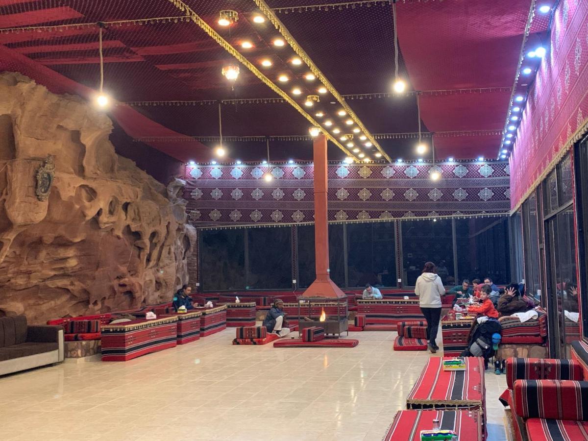 Wadi Rum Travel Camp 外观 照片