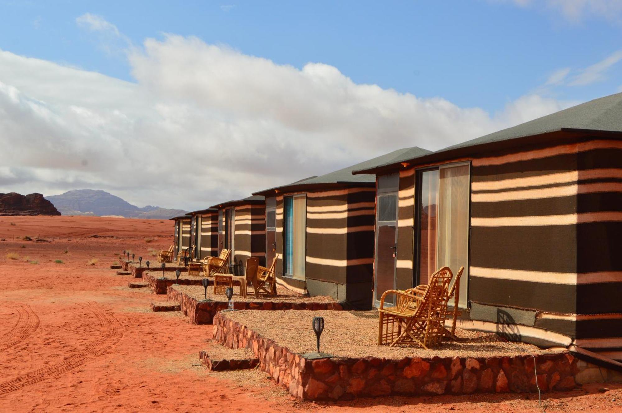 Wadi Rum Travel Camp酒店 外观 照片