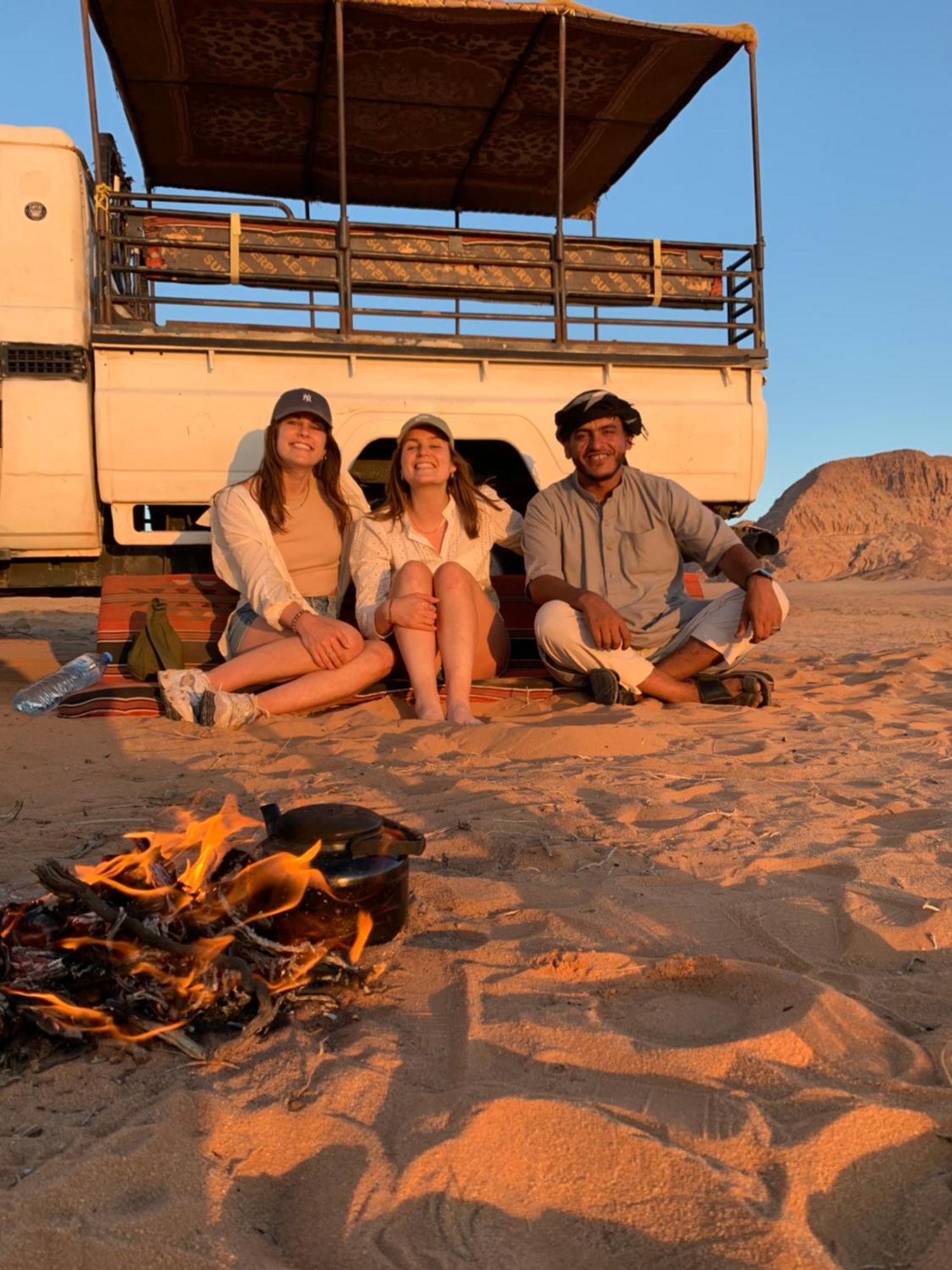 Wadi Rum Travel Camp 外观 照片