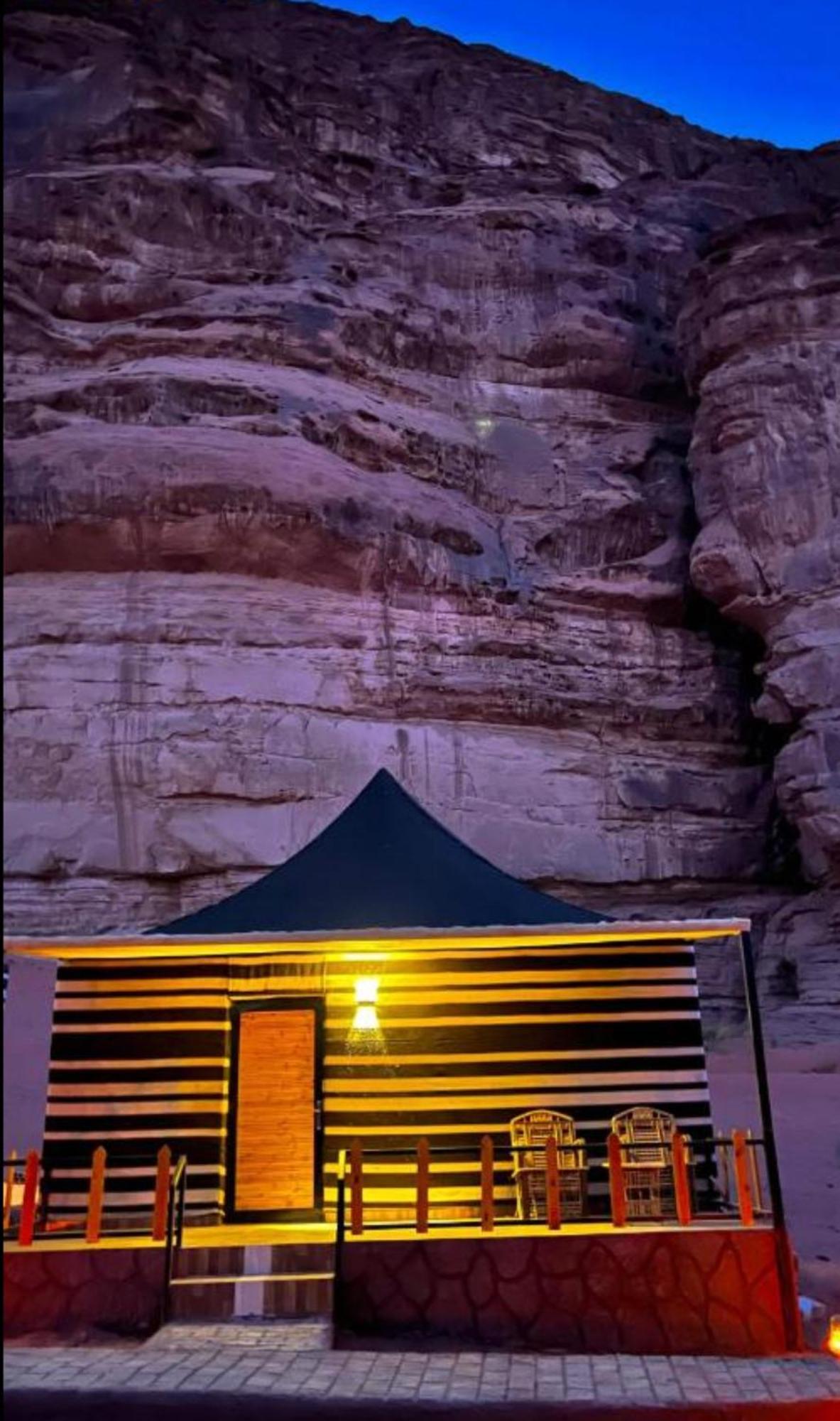 Wadi Rum Travel Camp酒店 外观 照片