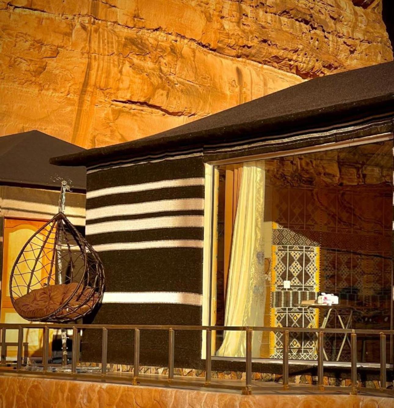 Wadi Rum Travel Camp 外观 照片