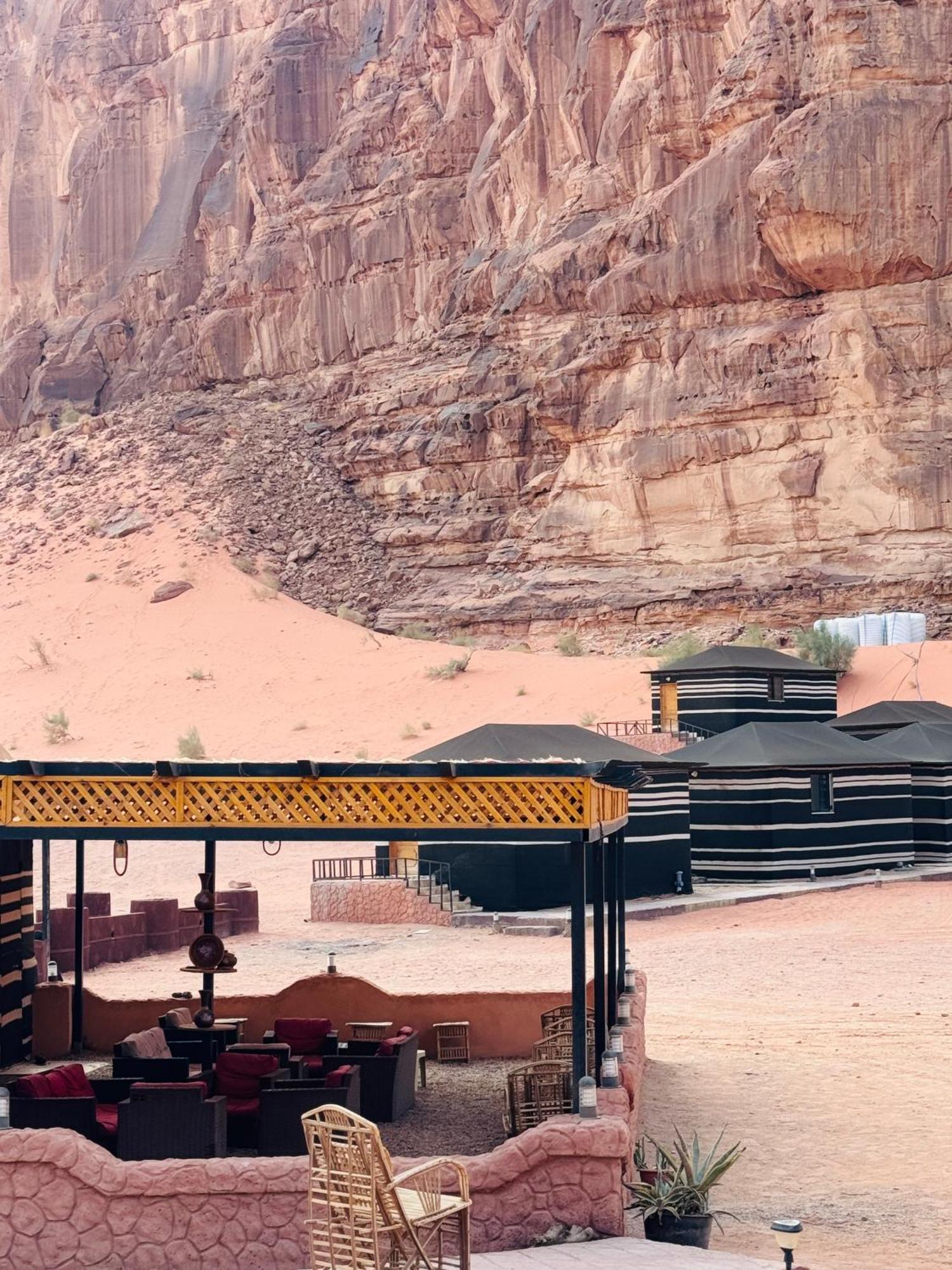 Wadi Rum Travel Camp酒店 外观 照片