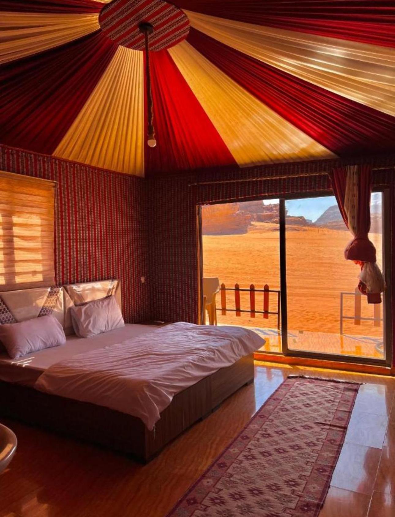 Wadi Rum Travel Camp酒店 外观 照片