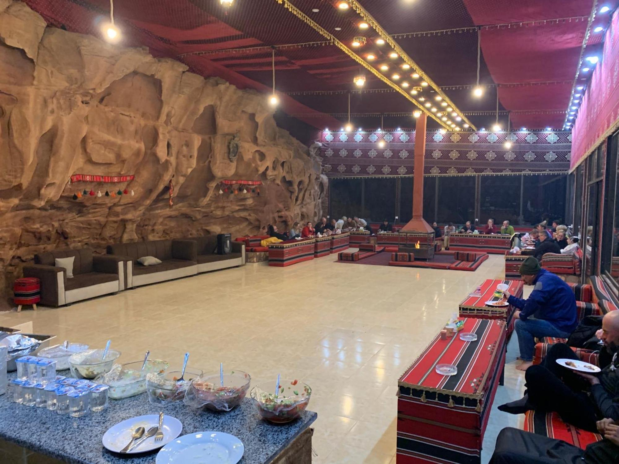 Wadi Rum Travel Camp 外观 照片