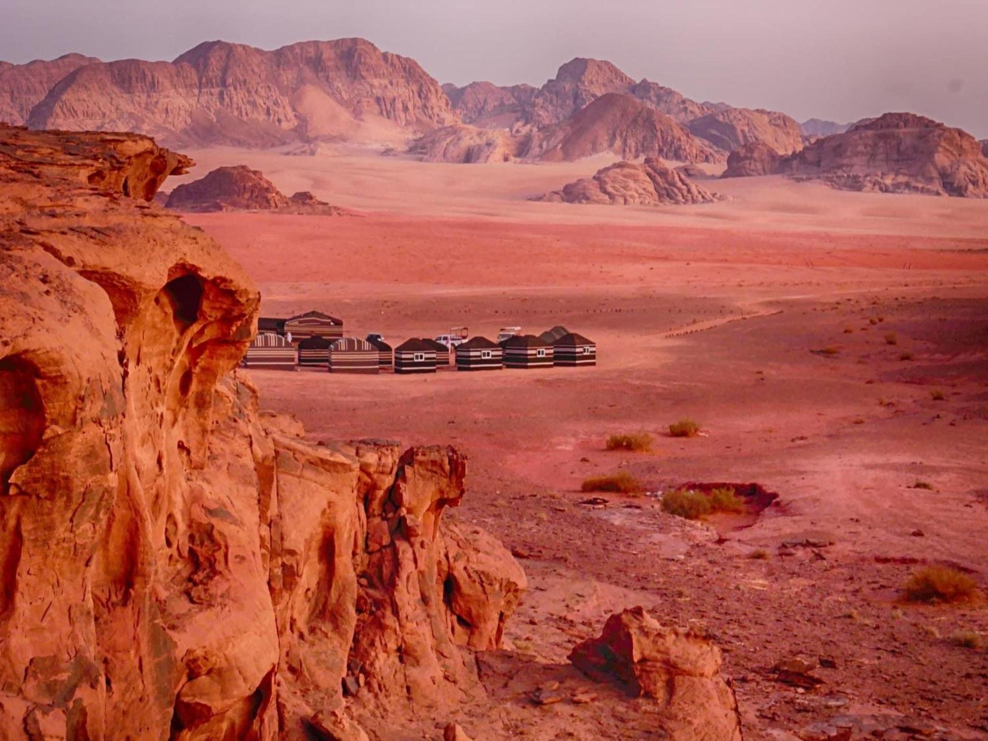 Wadi Rum Travel Camp 外观 照片