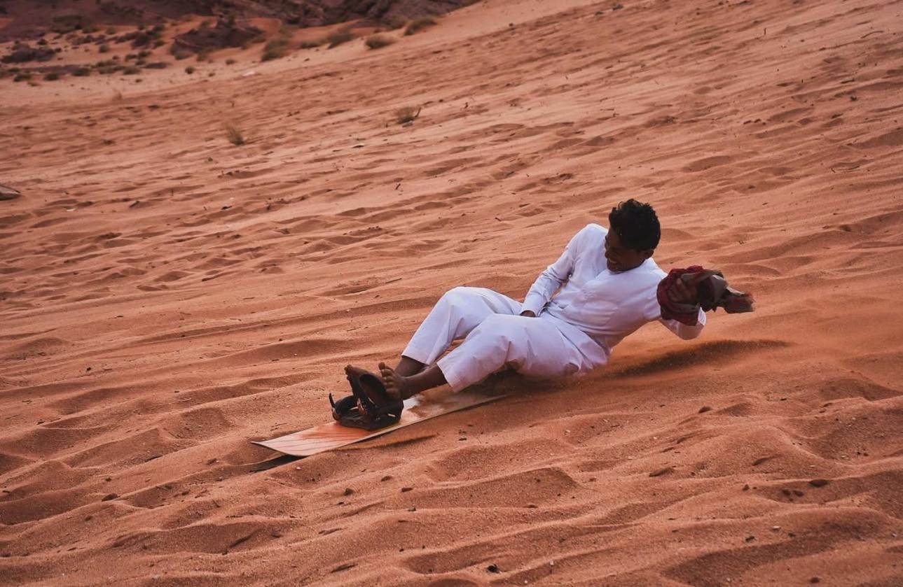 Wadi Rum Travel Camp 外观 照片